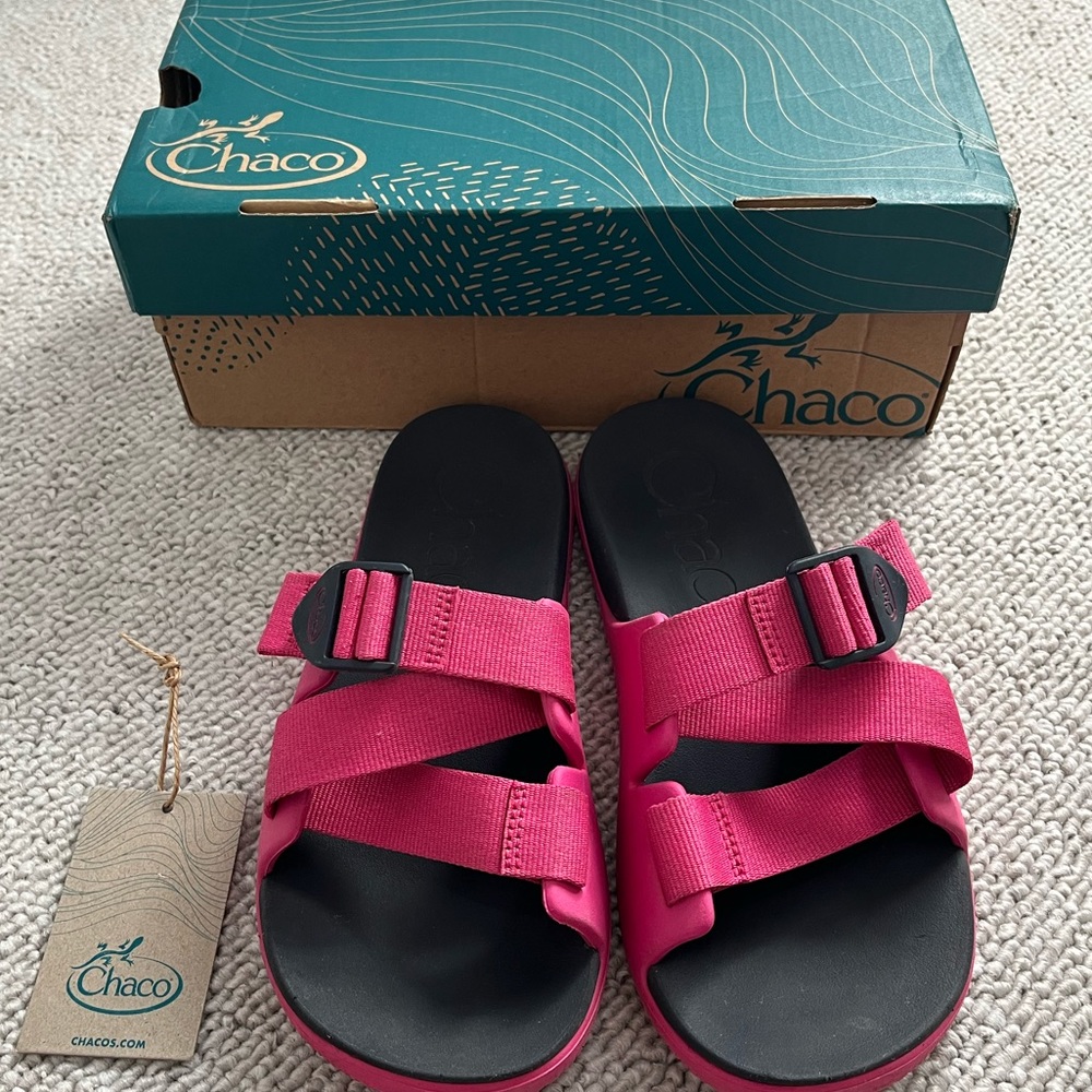 CHACO Magenta Chillos Slide Sandal Fuchsia Beach Summer Resort Travel Strap Boho